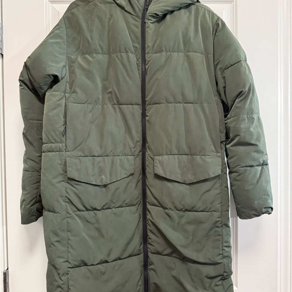 Everlane Olive Green Puffer Jacket